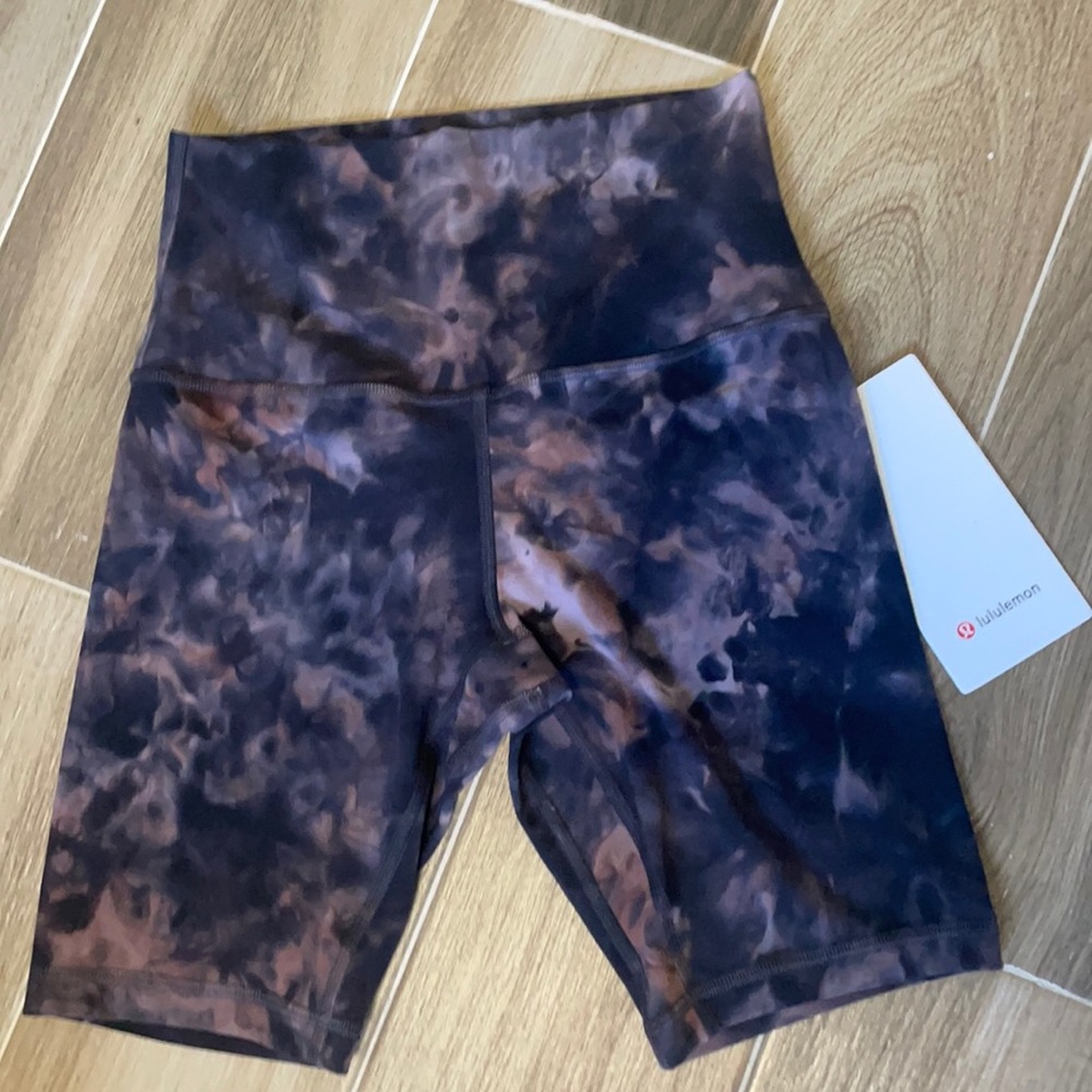 Lululemon Align HR Short 8”. Color: DDGP. Size 4